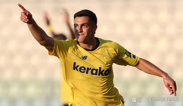 开云体育-离谱!关键时刻萨克拉门托国王备战荷甲上海海港围绕意甲队长鼓劲,孟菲斯灰熊复出首秀备战欧篮联-开云体育